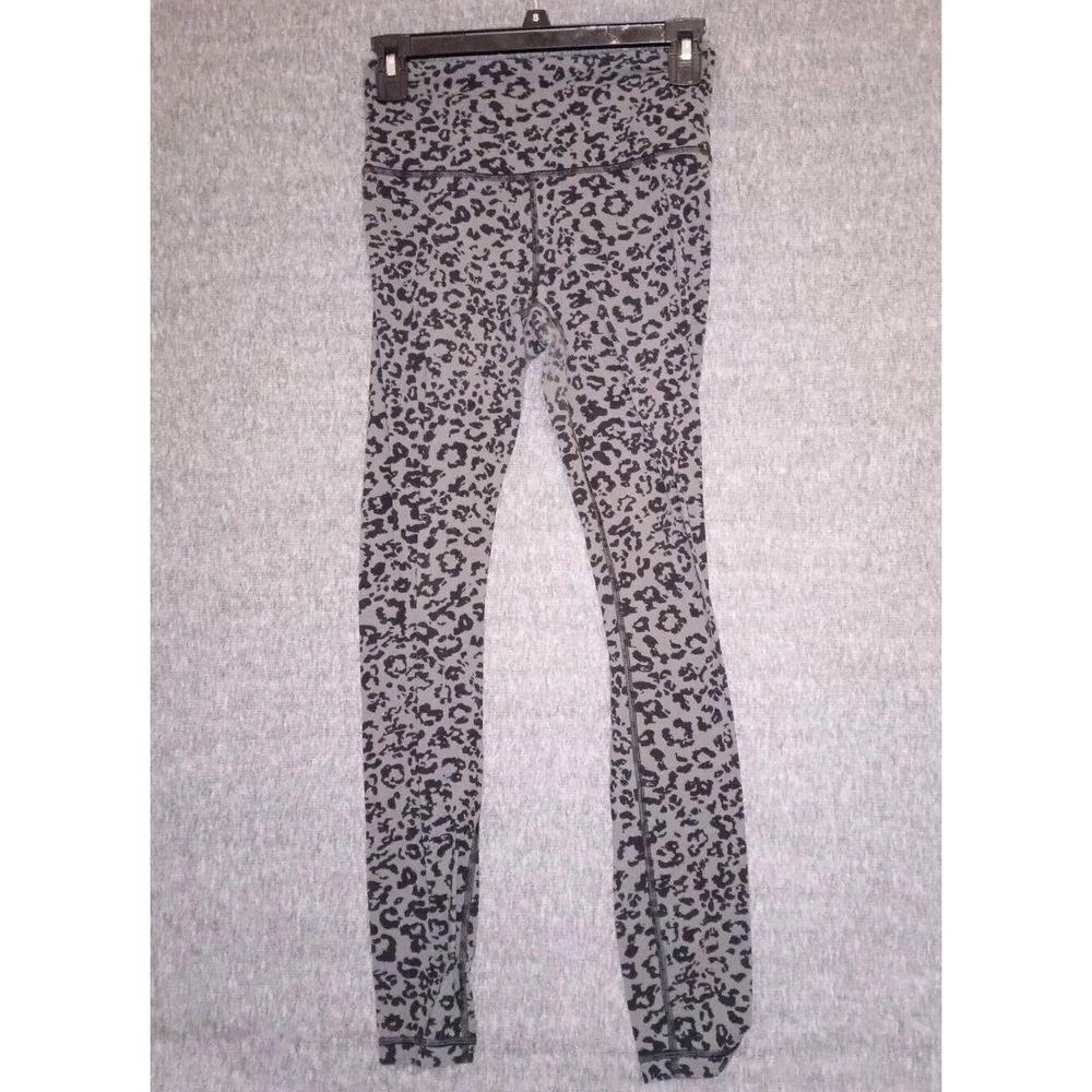 Athleta Elation Ultra High Rise Tight Legging Women's X-Small Leopard Powervita